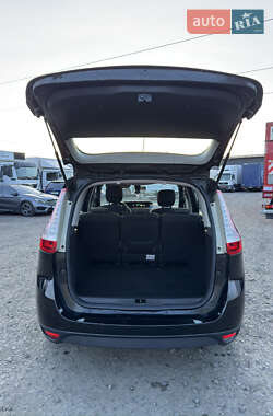 Мінівен Renault Grand Scenic 2013 в 