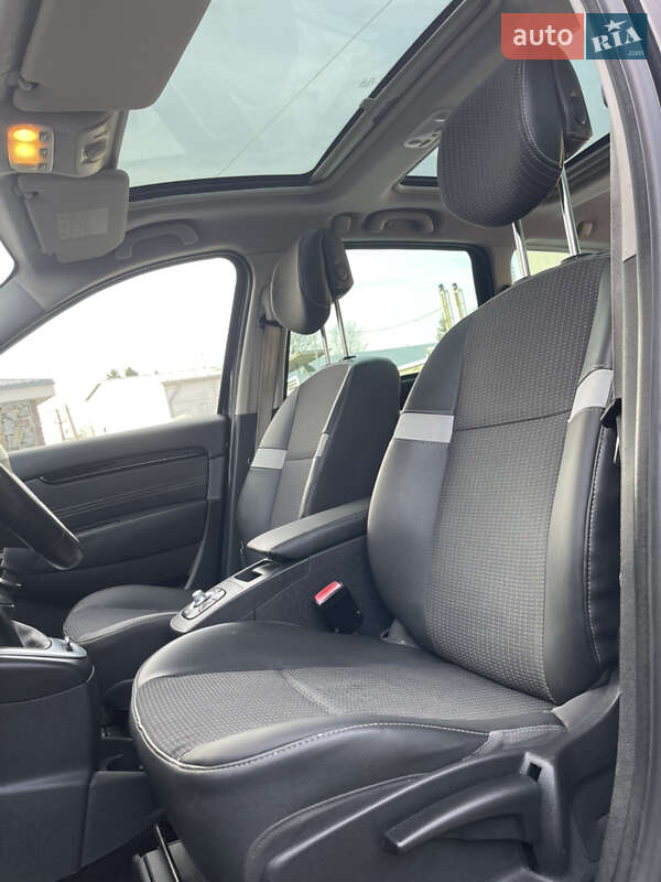 Мінівен Renault Grand Scenic 2012 в Стрию