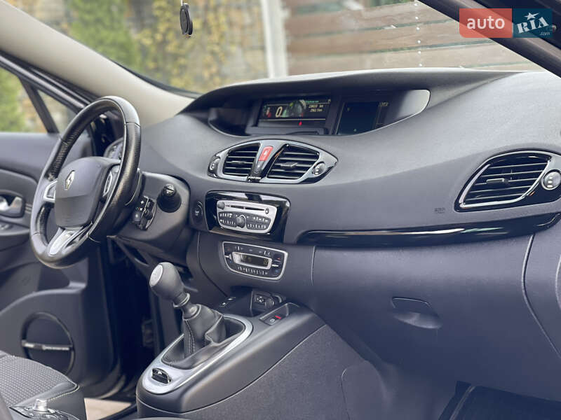 Мінівен Renault Grand Scenic 2012 в Стрию