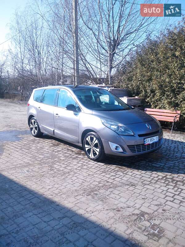 Минивэн Renault Grand Scenic 2011 в Изяславе