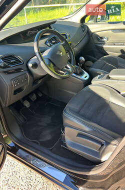 Минивэн Renault Grand Scenic 2014 в 