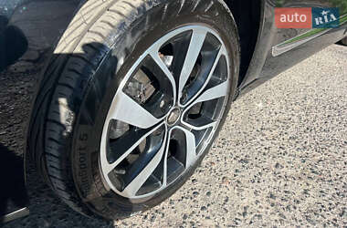 Минивэн Renault Grand Scenic 2014 в 