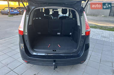Минивэн Renault Grand Scenic 2010 в 