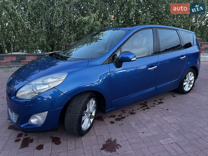 Renault Grand Scenic 2010