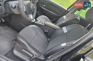 Мінівен Renault Grand Scenic 2012 в 