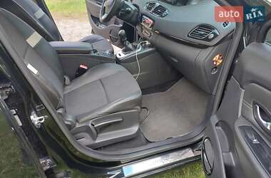 Мінівен Renault Grand Scenic 2012 в 