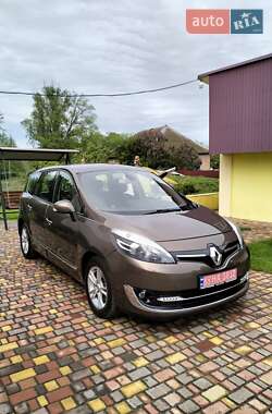 Минивэн Renault Grand Scenic 2013 в 
