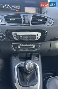 Мінівен Renault Grand Scenic 2013 в 