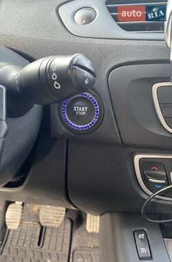 Минивэн Renault Grand Scenic 2009 в 