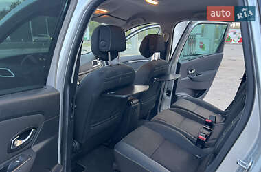 Минивэн Renault Grand Scenic 2010 в 