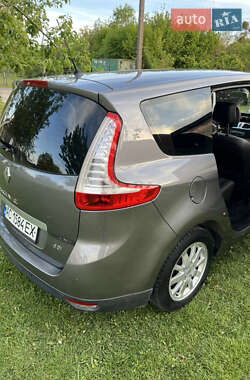 Мінівен Renault Grand Scenic 2010 в 