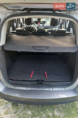 Мінівен Renault Grand Scenic 2010 в 