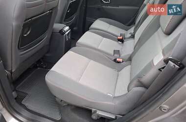 Минивэн Renault Grand Scenic 2014 в 