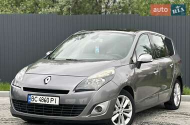 Минивэн Renault Grand Scenic 2011 в 