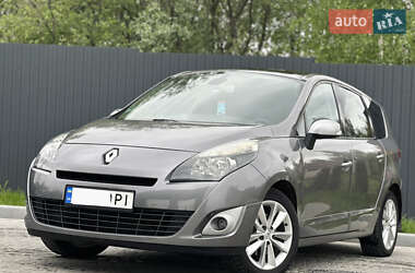 Renault Grand Scenic 2011 Renault Grand Scenic 2011