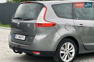 Минивэн Renault Grand Scenic 2011 в 