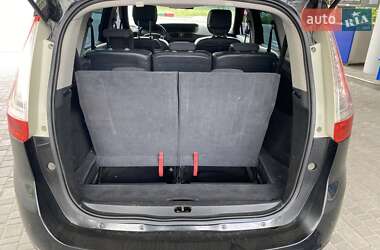 Мінівен Renault Grand Scenic 2011 в 