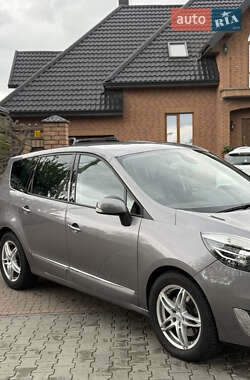 Мінівен Renault Grand Scenic 2012 в 