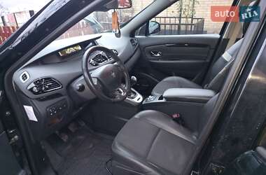Минивэн Renault Grand Scenic 2013 в 