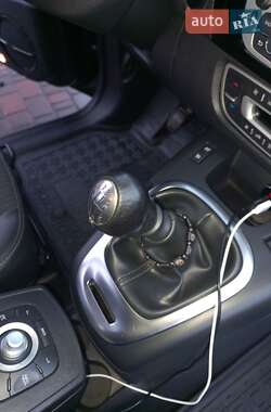 Минивэн Renault Grand Scenic 2013 в 