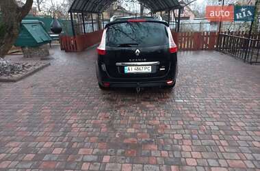 Минивэн Renault Grand Scenic 2013 в 