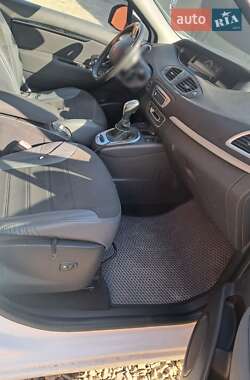 Мінівен Renault Grand Scenic 2014 в 