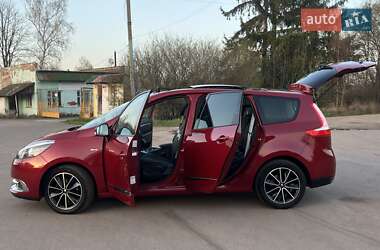 Минивэн Renault Grand Scenic 2012 в 