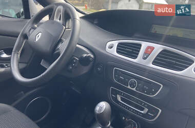 Мінівен Renault Grand Scenic 2010 в 