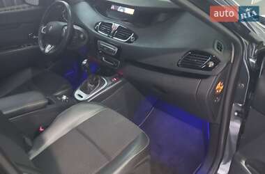 Мінівен Renault Grand Scenic 2011 в 