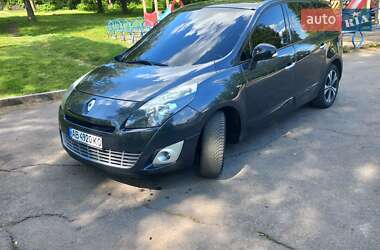 Мінівен Renault Grand Scenic 2011 в 