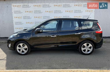 Минивэн Renault Grand Scenic 2010 в 