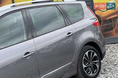 Мінівен Renault Grand Scenic 2015 в 