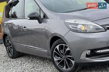 Мінівен Renault Grand Scenic 2015 в 