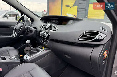 Мінівен Renault Grand Scenic 2015 в 