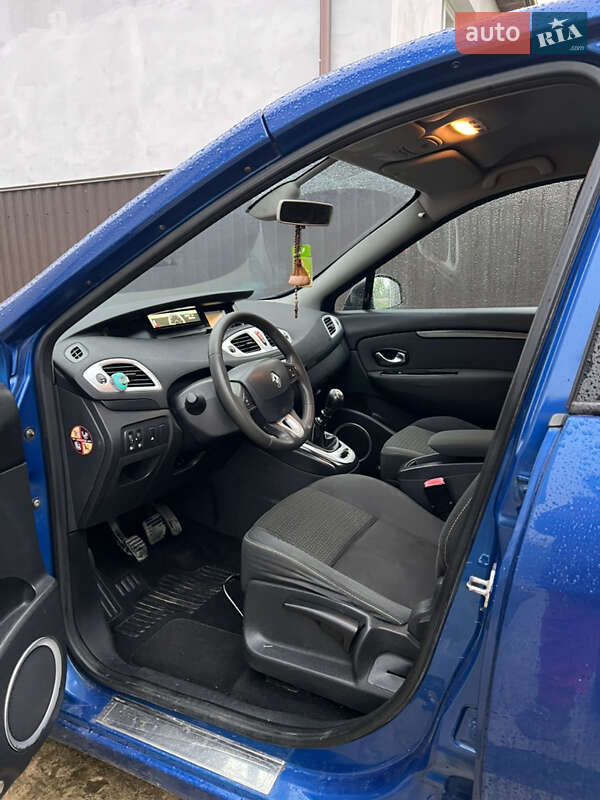 Минивэн Renault Grand Scenic 2010 в Калуше