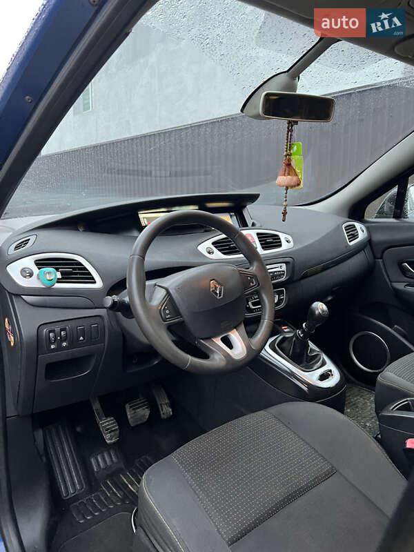 Минивэн Renault Grand Scenic 2010 в Калуше