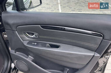 Минивэн Renault Grand Scenic 2014 в 