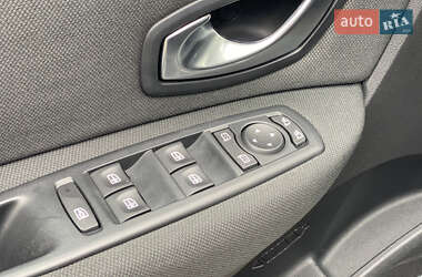 Минивэн Renault Grand Scenic 2009 в 