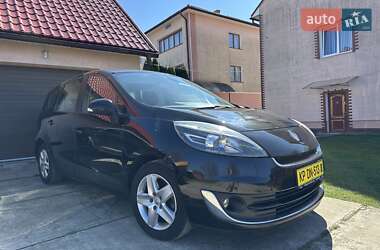 Минивэн Renault Grand Scenic 2013 в 