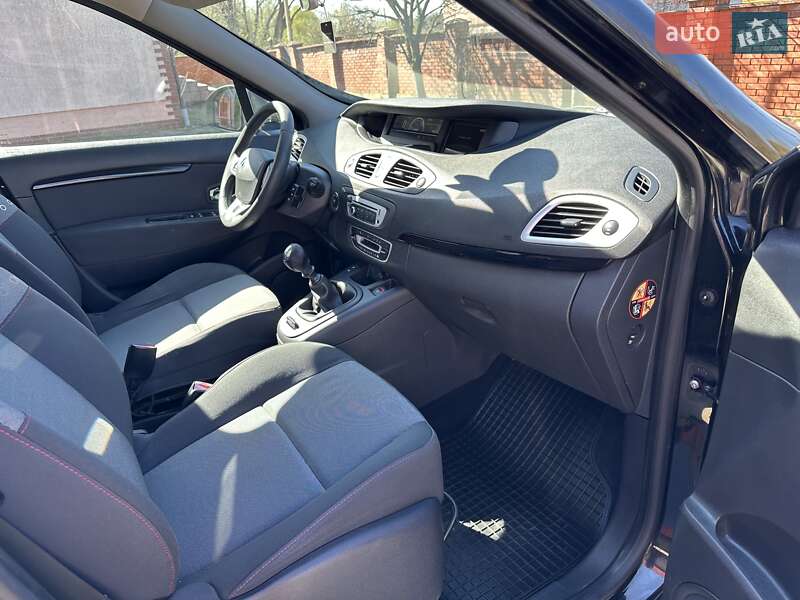 Минивэн Renault Grand Scenic 2013 в Ивано-Франковске