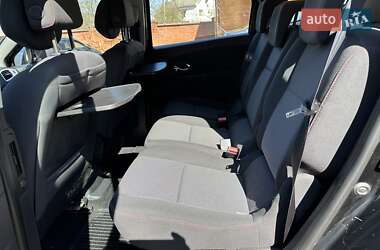 Минивэн Renault Grand Scenic 2013 в 