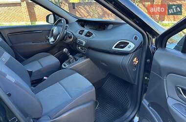 Минивэн Renault Grand Scenic 2013 в 