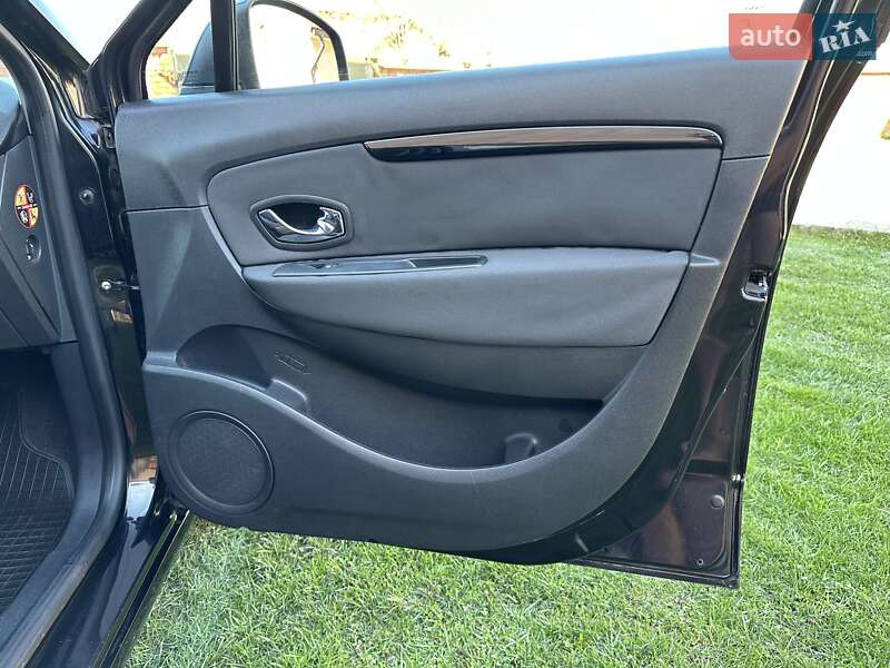 Минивэн Renault Grand Scenic 2013 в Ивано-Франковске