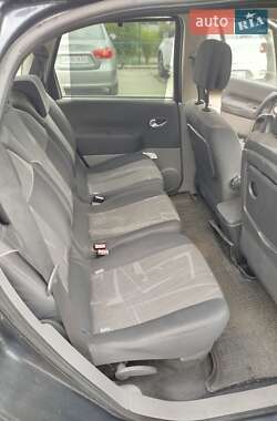 Минивэн Renault Grand Scenic 2006 в 