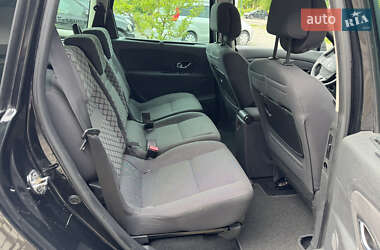 Мінівен Renault Grand Scenic 2012 в 