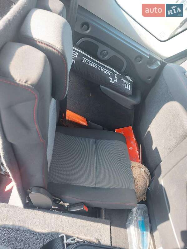 Минивэн Renault Grand Scenic 2014 в Житомире