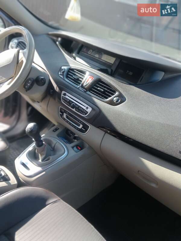 Мінівен Renault Grand Scenic 2011 в Рівному