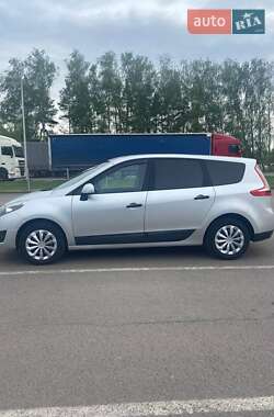 Мінівен Renault Grand Scenic 2010 в 