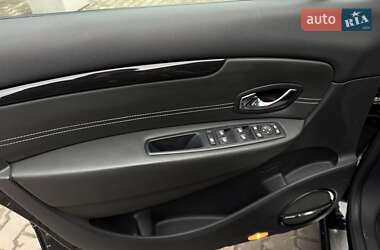 Минивэн Renault Grand Scenic 2013 в 