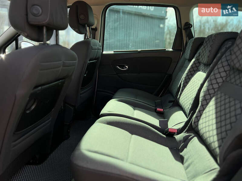 Минивэн Renault Grand Scenic 2011 в Стрые
